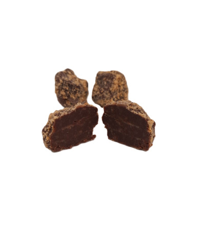 Trufla z orzechem laskowym – kremowa trufla z mlecznej czekolady i polskich orzechów